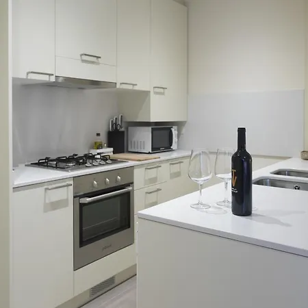 Bravissimo Cort Reial-1b * Gerona