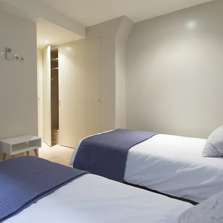 Bravissimo Cort Reial-1b Апартаменты Жирона