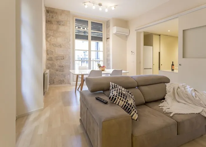 Bravissimo Cort Reial-1b Appartement Gerona