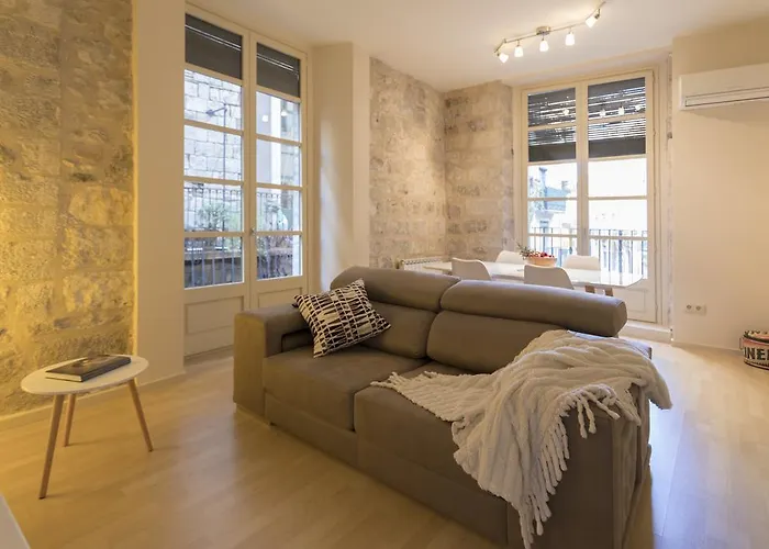 Bravissimo Cort Reial-1b